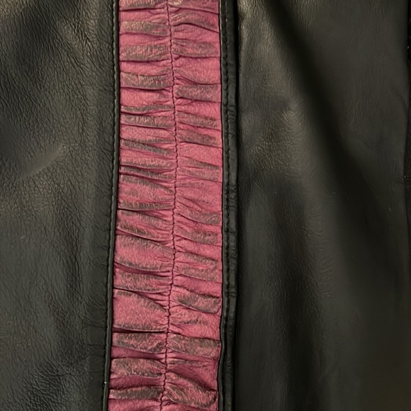 Harley Davidson leathers ( jacket and chaps). Black and purple. Size S. - Picture 8 of 8